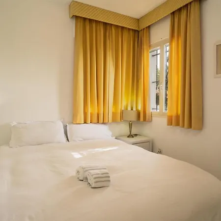 Castiglione San Pedro * マルベーリャ